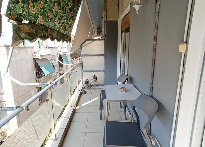 Homely Stay @Acropolis Museum